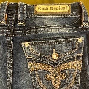 Rock revival cropped skinny jeans